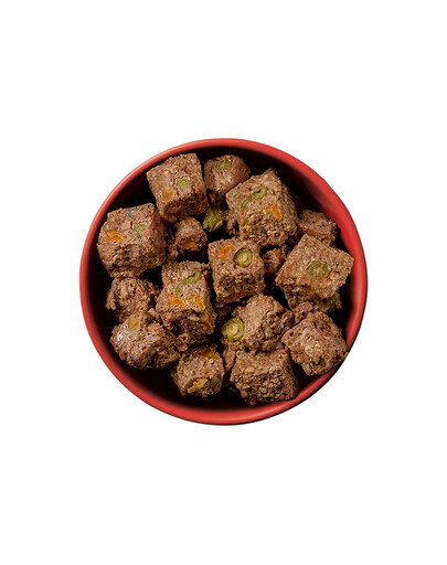 CESAR Natural Goodness ricco di manzo con carote, fagiolini ed erbe aromatiche 400g